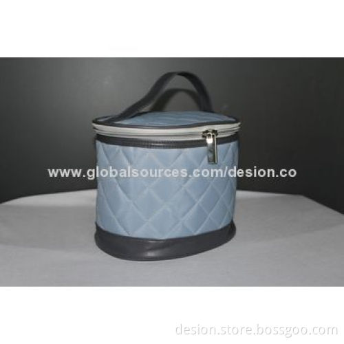 Round shape quilted vanity case